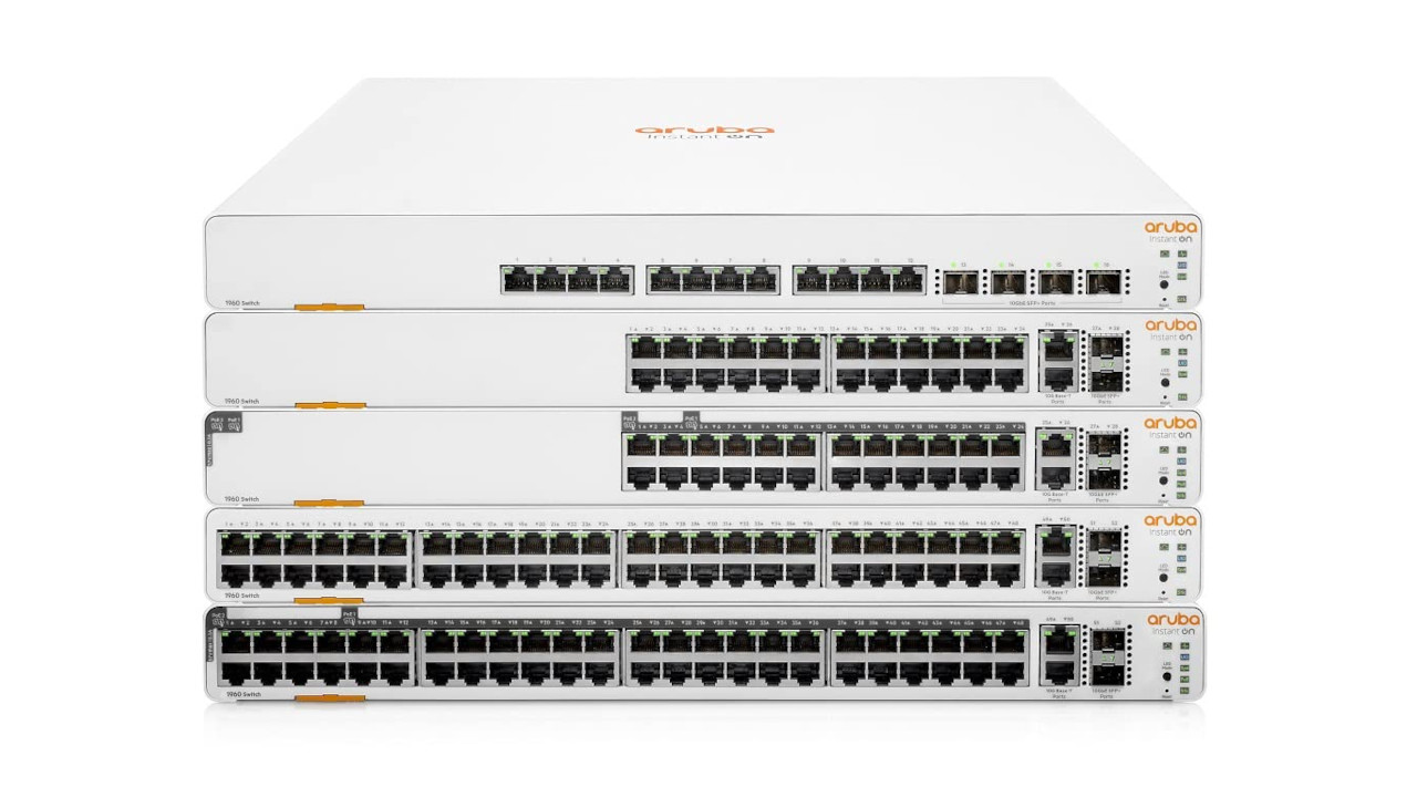 Da HPE Aruba nuove soluzioni per le PMI: arrivano l'AP Instant On AP22D Wi-Fi 6 e lo  lo switch Aruba Instant On 1960